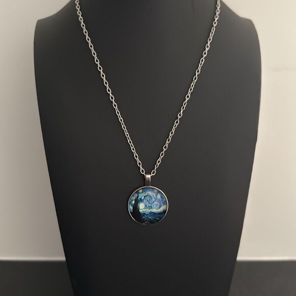 Starry Night Pendant Necklace – Van Gogh Art on 19.5” Silver Tone Chain - Picture 5 of 7